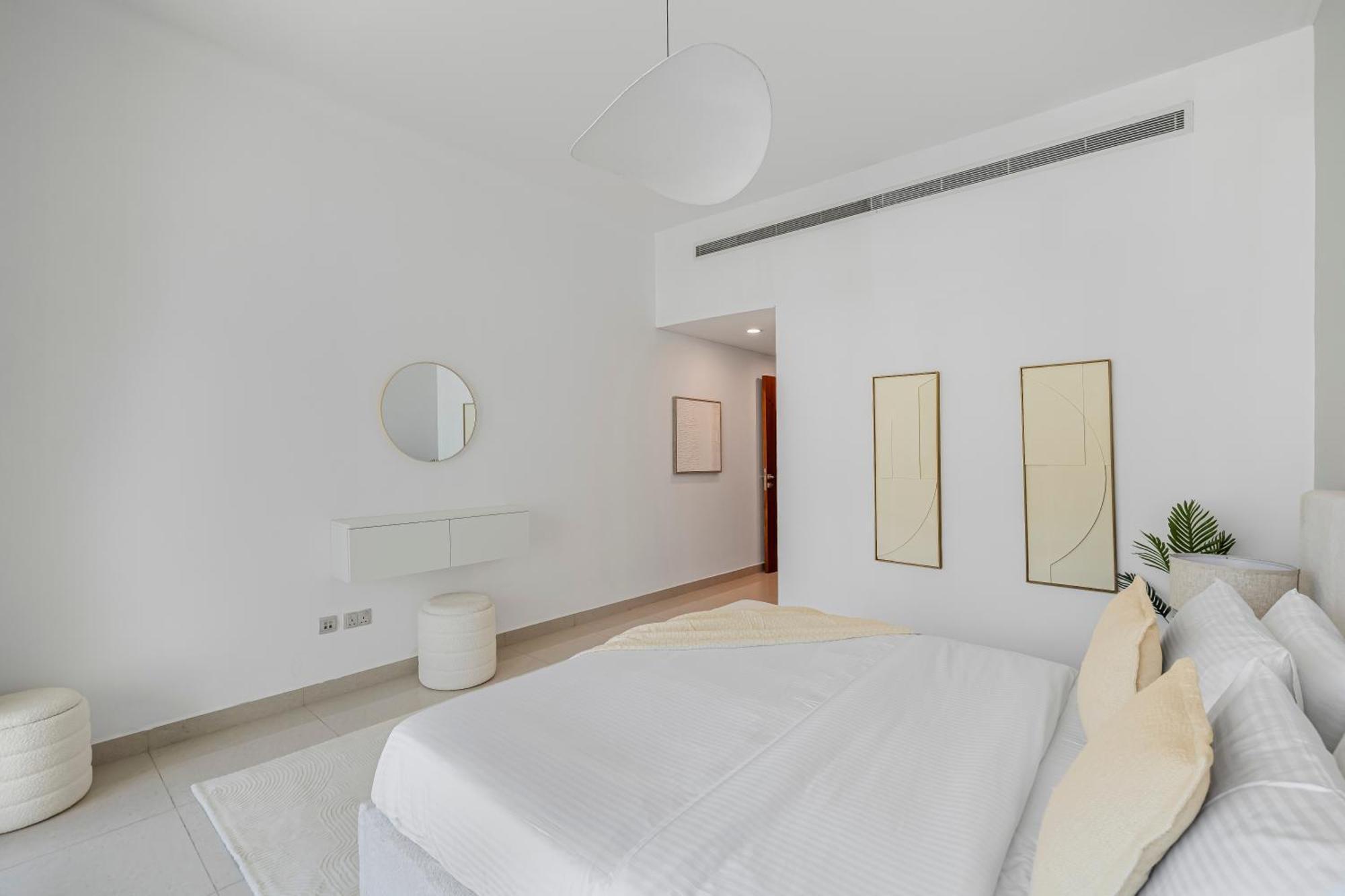 1br Extra Bedroom Bay Square B7, View Dubai